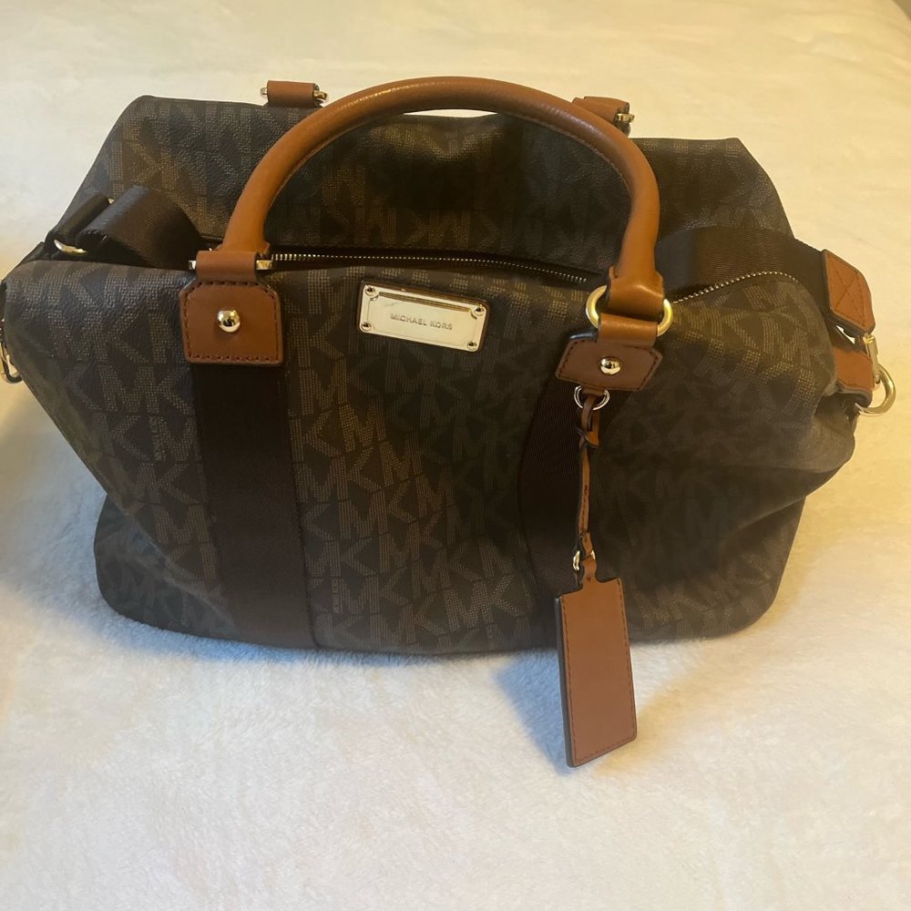 Michael Kors Jet Set Travel Weekender